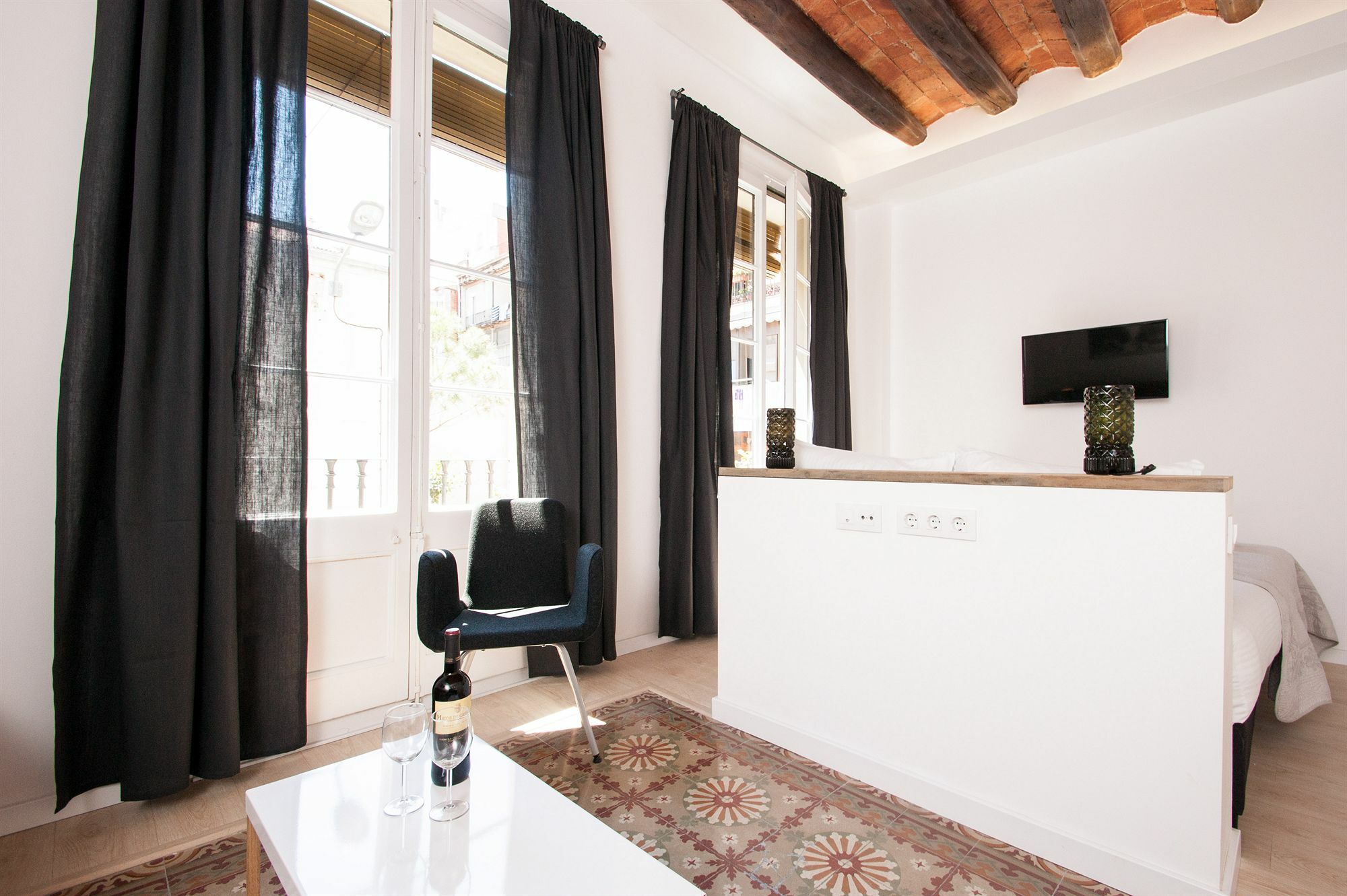 Short Stay Group Gracia Serviced Apartments Barcelona Exterior foto